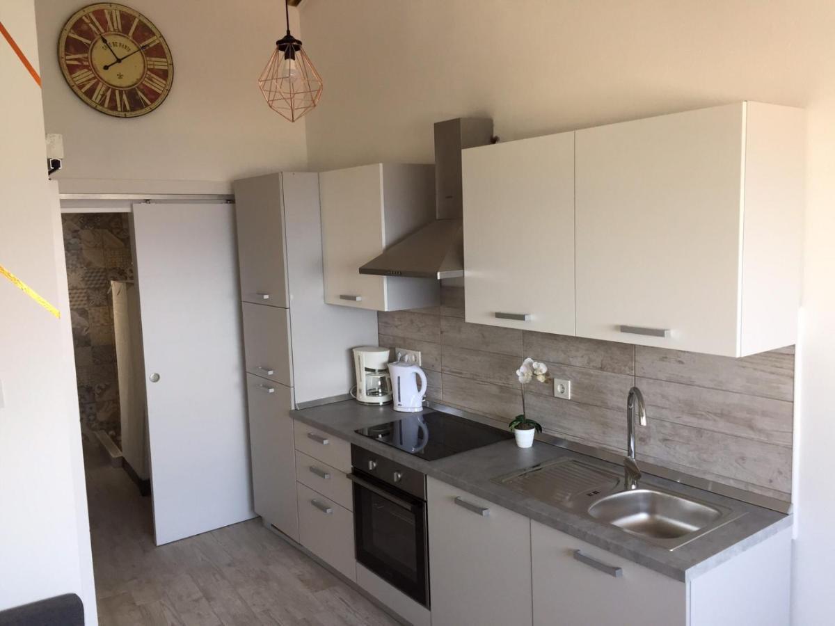 Apartments Novum Novi Vinodolski Ngoại thất bức ảnh
