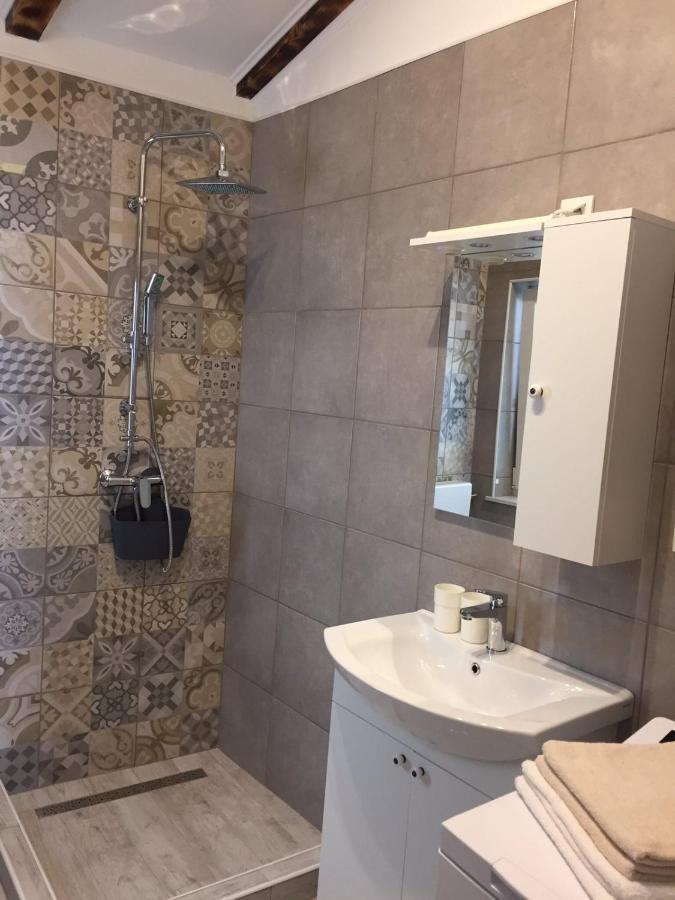 Apartments Novum Novi Vinodolski Ngoại thất bức ảnh